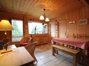 Chalet cosy 3 chambres pour 6 personnes à Arâches-la-Frasse, proche centre village et pistes. - FR-1-572-129