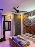 Private 1 Bhk Apartment at New Delhi