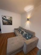 Deluxe Apart Airport