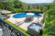 Casa Patron 6 bdrs pool in Los Suenos