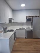 Newlands Charm! Leafy & Secure with Mountain Views