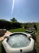Marrakech village -2 chambres jardin avec jacuzzi