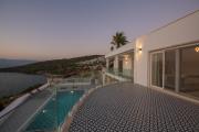 BEACH FRONT SUPER VİLLA Boss 1