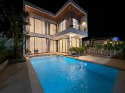 Brand New Modern Pattaya Pool Villa near Walking street