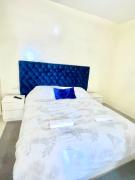 Modern, Central, Fully Equiped, Fast Wifi, AC