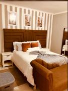 Yoleni self catering apartment 1