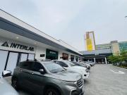 Suite next to Vermont Plaza with Pool and Gym