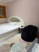 شقة على البحر