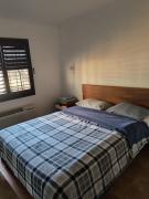 Cozy and Affordable 1-Bedroom with private bath