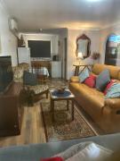 Champion Bay Beach Unit, with own carport,