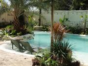 Chons Dock Homestay & Apartment - Free Outdoor Pool