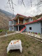 Thirthen riverside retreate bastatiat Rubal Home Stay