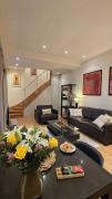 Chic Parisian Retreat Near Louvre, Cafés & Couture