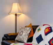 Glastonbury Centre 2 Bed with on street Parking