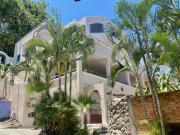 Casa MoJo - Whole house 7BR, heated pool, WiFi