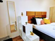 2-BDR apartment with Private Garden, FREE Parking, Gym, Game room, Near Aqua Park 2