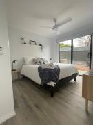 WARM Sunlit Sustainable north facing Studio