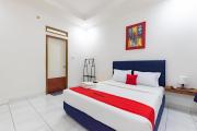 RedDoorz Plus near Universitas Maranatha Bandung 2