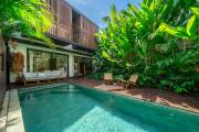 Kota Villa- Designer 3BR Stay with Pool near the Beach
