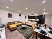 Luxury 2BR Apartment in Tower Hill with Air Condition