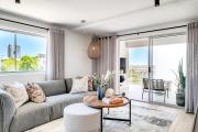 Green Point Modern 2bed Apartment Azura Atlantic