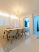 Hongdae 5 minutes, park view, 8-person family, free parking, luggage storage, early check-in, late check-out, infant welcome, dryer and bidet