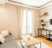 Eiffel Tower - Deluxe family apartment for 6, 2BR