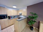 Spacious apartment 100m from the beach