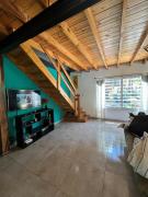 Cabaña en medio del bosque