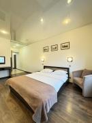 Apartment Mitskevycha Square 5