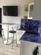 Studio et parking à 300m de la plage de Fréjus