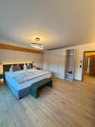 MALIA - Alpine Hideaway