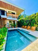 Villa Naomi Luxury house 3 min walk beach and town