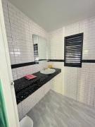 Lanta Vacation House