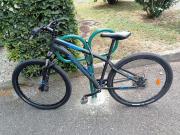 Le lac , la vielle ville 1,3 kilomètre