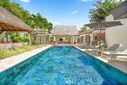 Villa Kyra - Luxe & XXL Pool at Grand-Baie