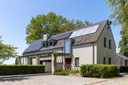 Nyte Estate, Ghent 20 min, 1ha, AC, EV, Fireplace