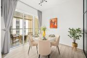 VayK - Contemporary 2BR in Dubai Marina