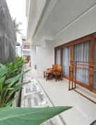 NeNa Eat & Sleep Kuta