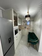 Cornișe apartament central 2 camere și living