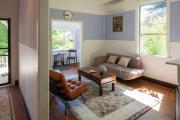 Top Leura