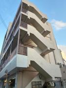 那霸市国际通大街附近单人床可变双人床无电梯4楼