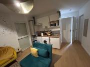 Romantic Victorian guest room calm environment