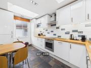Modern 1BDR Retreat Near Queens Park In Brighton