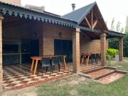 Casa Quinta con cancha de Padel en Colastine, SFe