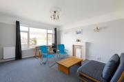 A spacious 2-bed flat in Brighton by the sea!