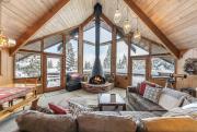 4BR Tahoe Retreat in Prime Location
