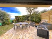 2 bedroom apartment, garden,parking, sea view