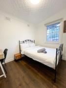 Mascot Private Rooms Near Sydney Airport & CBD