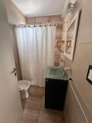 Confortable Depto 2 ambientes sobre Avenida Colón